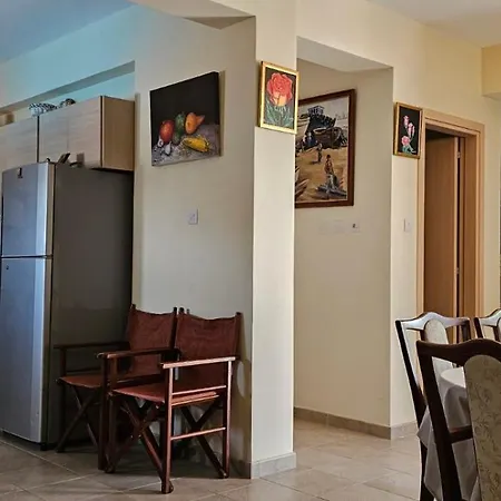 Holiday home Amaryllis Paralimni