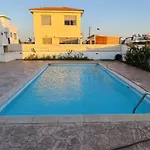 Сasa de vacaciones Amaryllis Paralimni