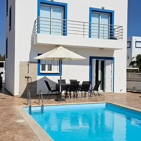 Amaryllis * Paralimni