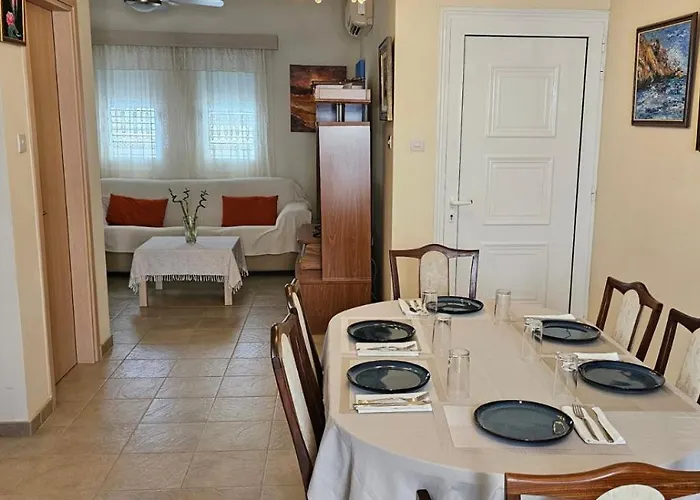 Casa de Férias Amaryllis Paralimni