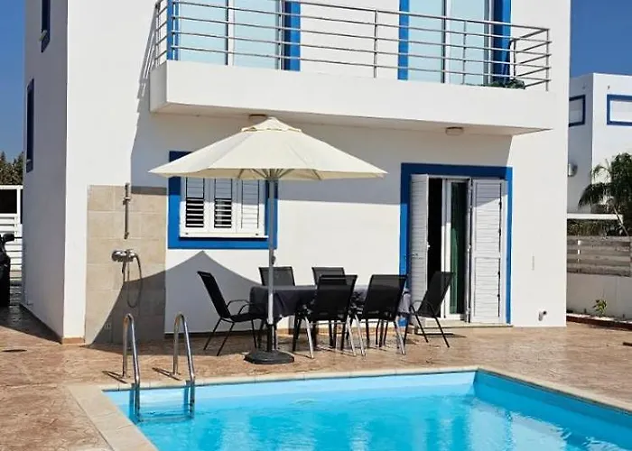 Amaryllis * Paralimni